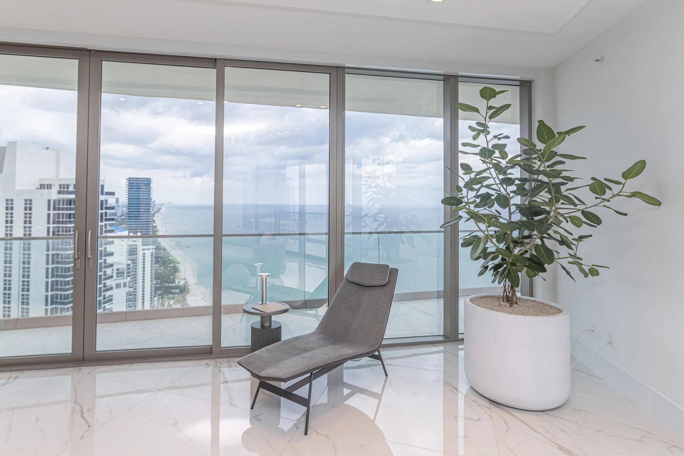 Armani Residence, image 16